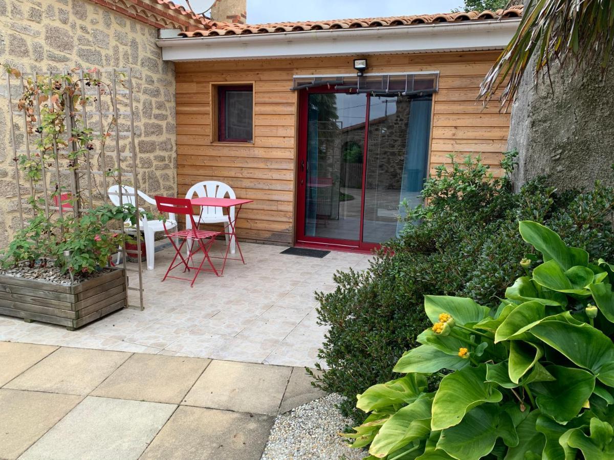 Bed and Breakfast La Basse Monniere Sevremont Esterno foto